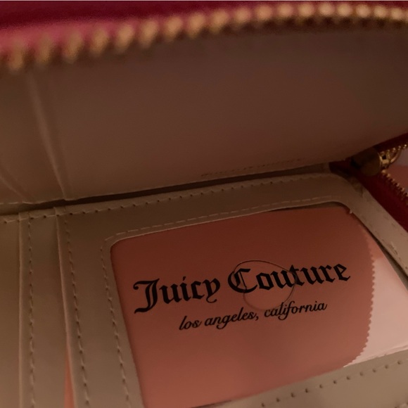 Juicy Couture wallet pink with credit card slots and bill section zip coin area. - Picture 5 of 7